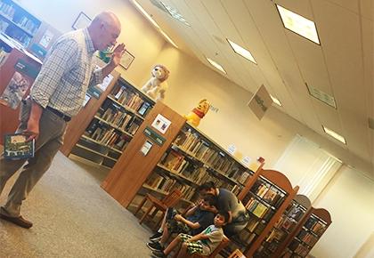 Supervisor Couch was the Guest Reader at the Arvin Library